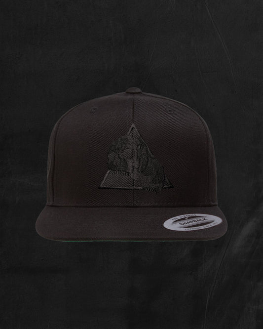 Icon Snapback - Black on Black