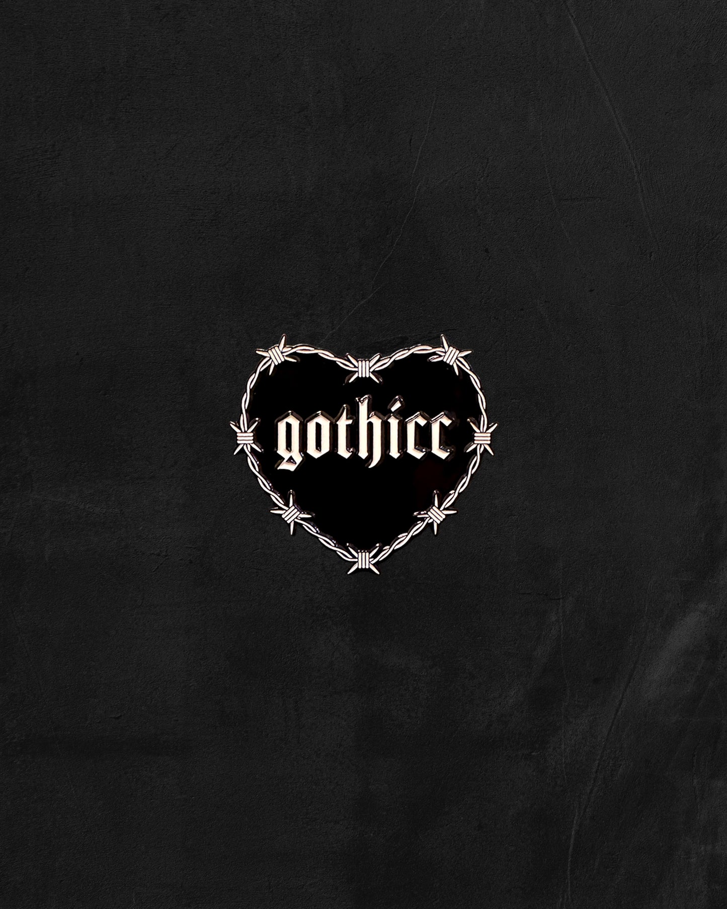 GOTHICC BARBED WIRE HEART PIN